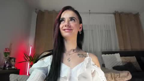 Jacqueline online show from March 2026 03:01:01 AM