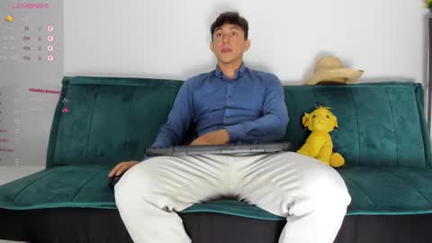 jacobo online show from February 2025 04:47:01 PM