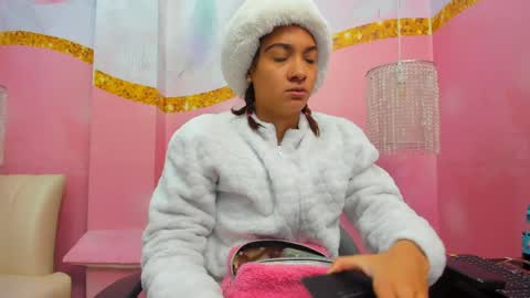 Jadde Greyy  online show from April 2026 11:59:01 AM