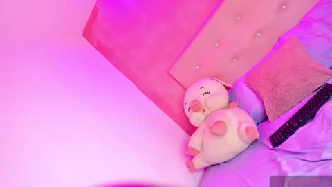 Vanniall online show from December 2024 04:39:02 AM