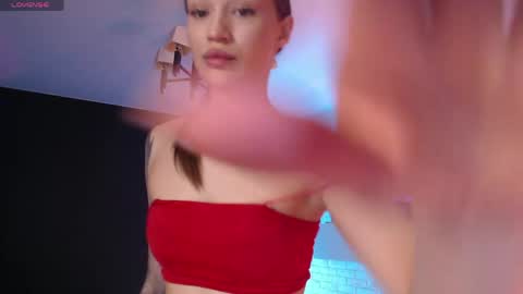 Snapshot of jade__swift chatting on May 2026 10:34:02 AM Jade online show from May 2026 10:34:02 AM