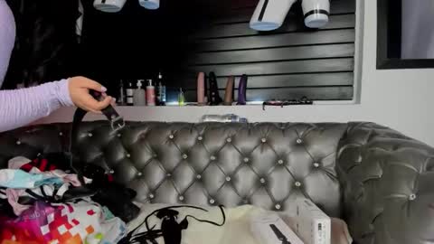 Jade online show from September 2025 02:55:01 AM