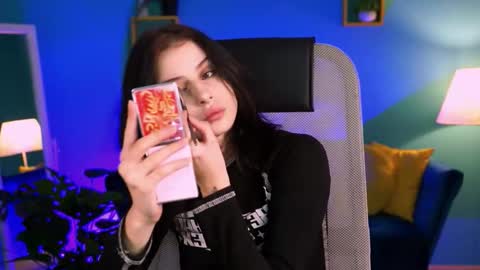 jade_castle online show from January 2026 04:33:02 PM