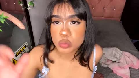 jade online show from November 2025 04:12:02 AM