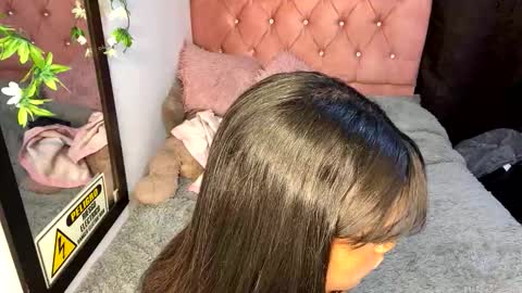 jade online show from November 2025 01:17:02 AM