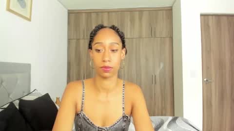 Jade smile online show from September 2025 04:19:01 PM