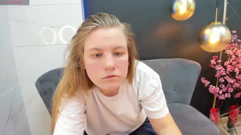 Snapshot of jade_soft chatting on February 2025 04:42:02 PM Jade online show from February 2025 04:42:02 PM