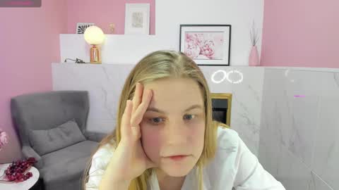 Snapshot of jade_soft chatting on February 2025 12:30:01 AM Jade online show from February 2025 12:30:01 AM