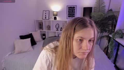 Snapshot of jade_soft chatting on March 2025 08:57:01 PM Jade online show from March 2025 08:57:01 PM