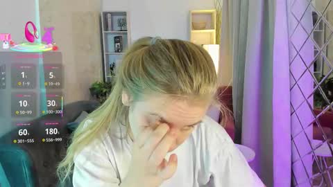 Snapshot of jade_soft chatting on September 2025 08:23:01 PM Jade online show from September 2025 08:23:01 PM