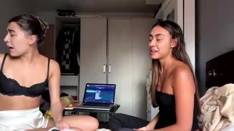 Jade online show from July 2026 10:49:02 PM