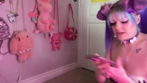 Jade Isabel online show from February 2025 04:24:01 PM