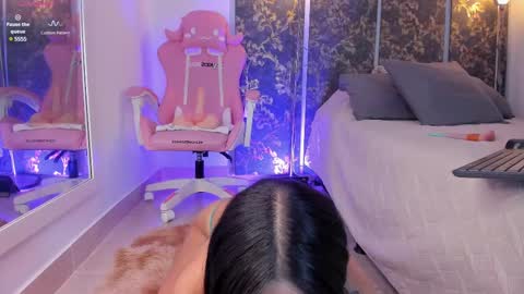 JADE online show from February 2025 06:42:01 PM