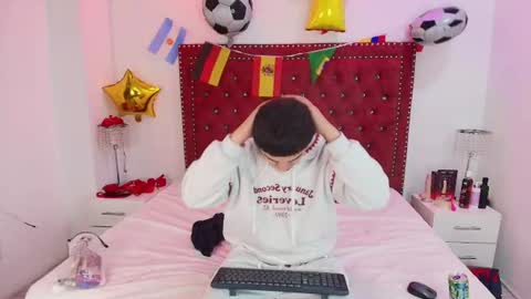 Snapshot of jaden_and_sofia chatting on July 2026 02:38:01 AM Jaden and Sofia online show from July 2026 02:38:01 AM