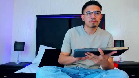Snapshot of jadenjake chatting on July 2026 09:06:02 PM JadenJake online show from July 2026 09:06:02 PM