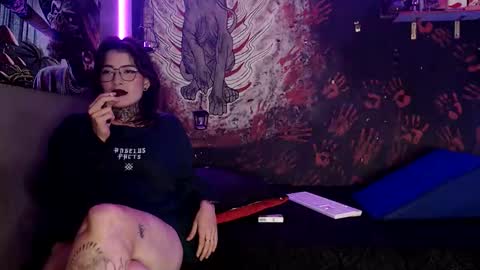 Alex and Venus online show from April 2026 04:52:02 AM