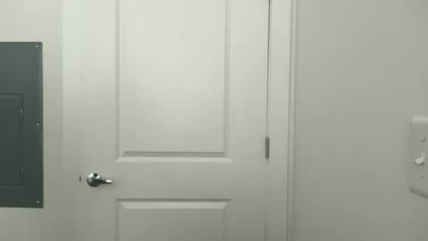 Snapshot of jadeskyxo chatting on November 2025 02:06:01 PM Jade Sky online show from November 2025 02:06:01 PM