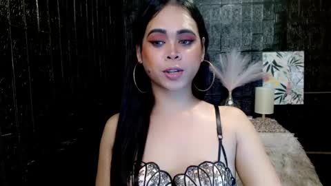 Jade online show from December 2024 06:39:01 PM