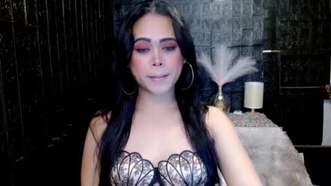 Jade online show from December 2024 12:34:01 PM