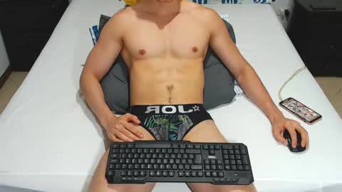 Snapshot of jahshot4 chatting on November 2025 11:37:02 PM jahshot4 online show from November 2025 11:37:02 PM