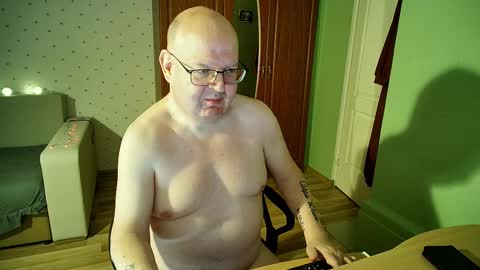 Snapshot of jake230975 chatting on December 2024 09:44:02 PM Jake2309 online show from December 2024 09:44:02 PM