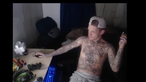 showingitoff online show from December 2025 07:05:01 AM