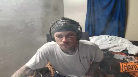 showingitoff online show from January 2026 02:48:02 AM