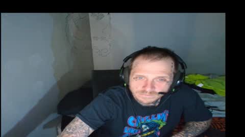 showingitoff online show from March 2026 06:14:01 AM