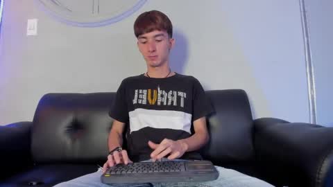 Snapshot of jake_evanss_ chatting on May 2026 03:17:01 PM JAKE online show from May 2026 03:17:01 PM