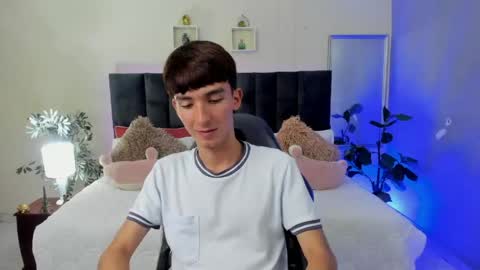 Snapshot of jake_evanss_ chatting on May 2026 04:04:02 PM JAKE online show from May 2026 04:04:02 PM