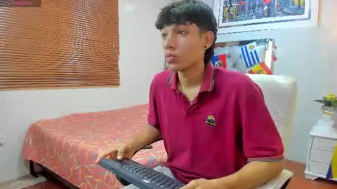Snapshot of jake_falcon chatting on July 2026 11:28:02 AM jake_falcon online show from July 2026 11:28:02 AM