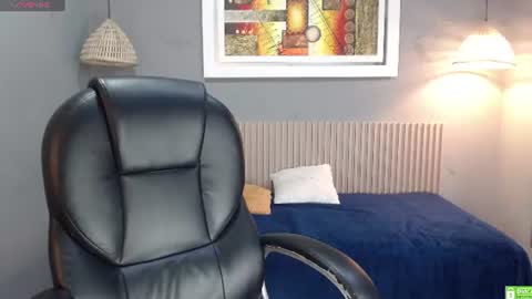 Snapshot of jake_falcon chatting on July 2026 02:13:01 PM jake_falcon online show from July 2026 02:13:01 PM