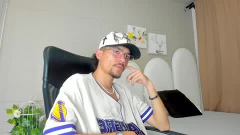 Snapshot of jake_miller__ chatting on May 2026 07:20:02 PM Jake online show from May 2026 07:20:02 PM