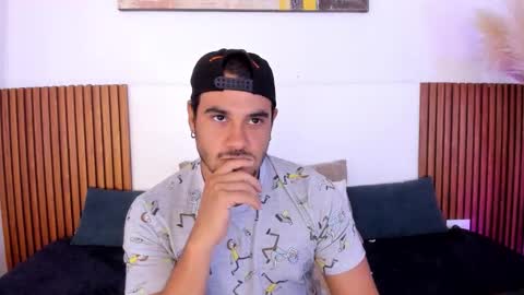 Jake  online show from November 2025 03:39:01 AM