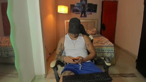 Snapshot of jake_pons chatting on January 2025 01:42:02 AM Jake Pons online show from January 2025 01:42:02 AM