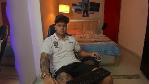 Snapshot of jake_pons chatting on January 2025 01:48:01 AM Jake Pons online show from January 2025 01:48:01 AM