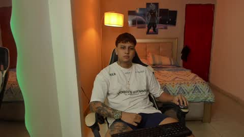 Snapshot of jake_pons chatting on January 2025 03:11:01 AM Jake Pons online show from January 2025 03:11:01 AM