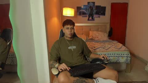 Snapshot of jake_pons chatting on January 2025 09:57:01 AM Jake Pons online show from January 2025 09:57:01 AM