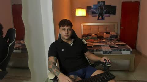 Snapshot of jake_pons chatting on February 2025 03:52:02 AM Jake Pons online show from February 2025 03:52:02 AM