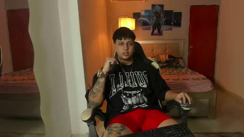 Snapshot of jake_pons chatting on February 2025 03:04:01 AM Jake Pons online show from February 2025 03:04:01 AM