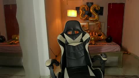 Snapshot of jake_pons chatting on February 2025 12:21:02 AM Jake Pons online show from February 2025 12:21:02 AM