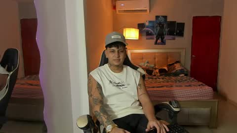 Snapshot of jake_pons chatting on March 2025 03:39:01 AM Jake Pons online show from March 2025 03:39:01 AM