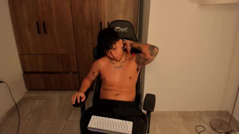 Snapshot of jake_pons chatting on November 2025 10:58:02 AM Jake Pons online show from November 2025 10:58:02 AM