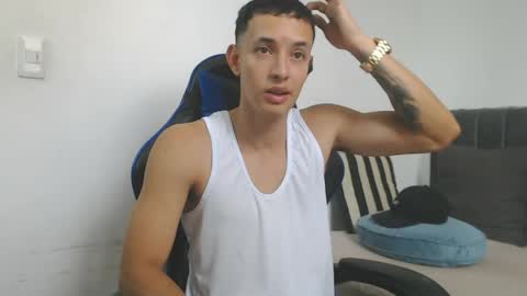 Snapshot of jake_shadow14 chatting on June 2026 06:24:02 PM Hi guys im new 3 online show from June 2026 06:24:02 PM