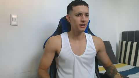 Snapshot of jake_shadow14 chatting on June 2026 08:21:01 PM Hi guys im new 3 online show from June 2026 08:21:01 PM