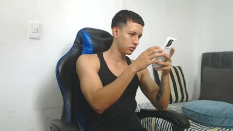 Snapshot of jake_shadow14 chatting on July 2026 05:50:02 PM Hi guys im new 3 online show from July 2026 05:50:02 PM