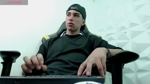 jake_tripp online show from December 2024 03:25:02 AM