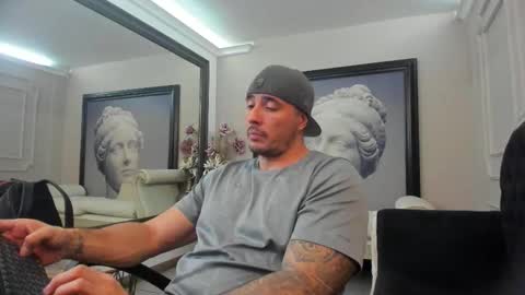 jakestone_1 online show from January 2026 03:31:01 AM