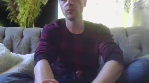 jakjakrabbit online show from October 2025 09:30:01 PM