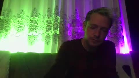 jakjakrabbit online show from October 2025 11:39:02 PM